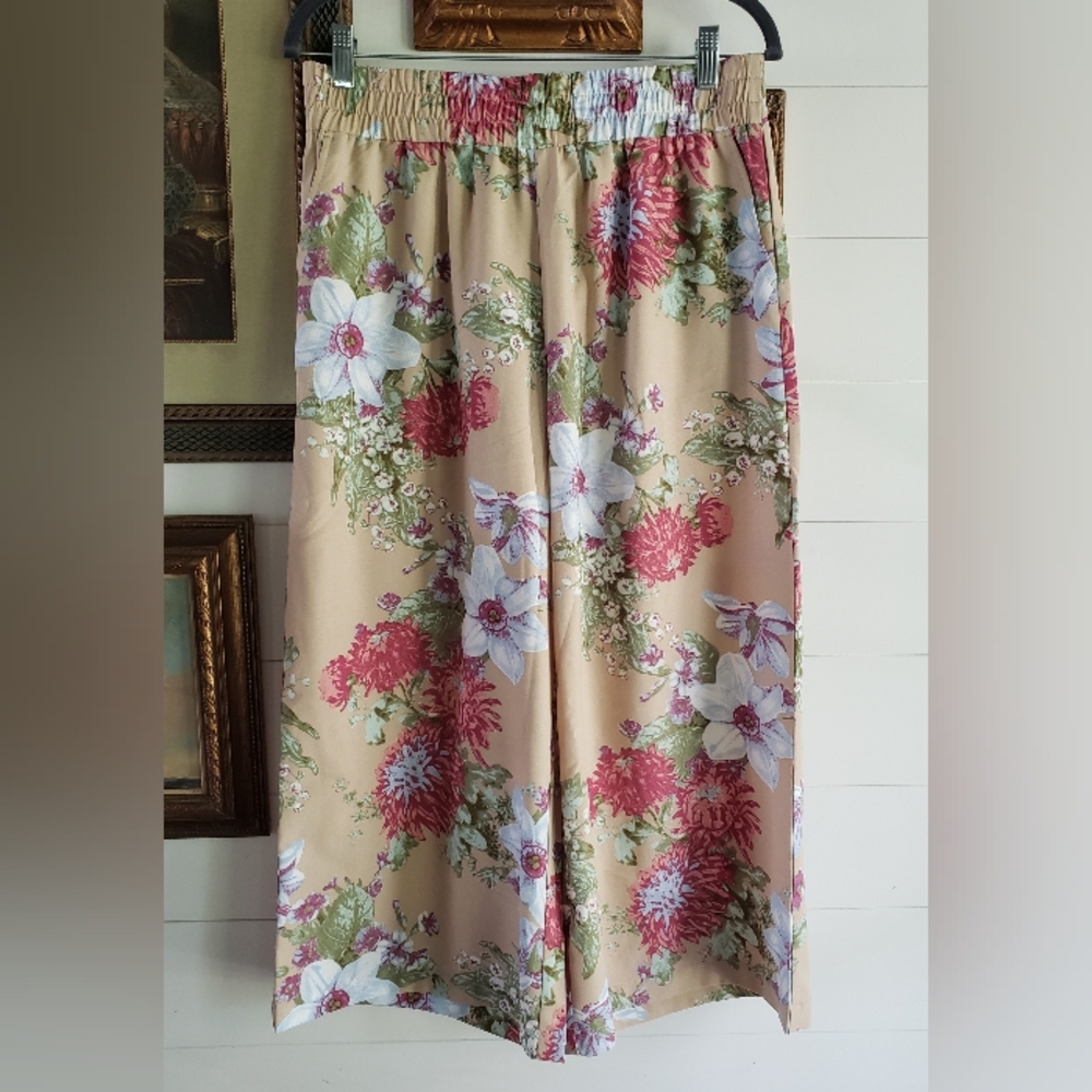 D & Co. Studio WIde Leg Culotte Pants, Size S, never used